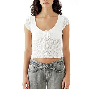 BDG - QUINN LACE CAP SLEEVE TOP NWT